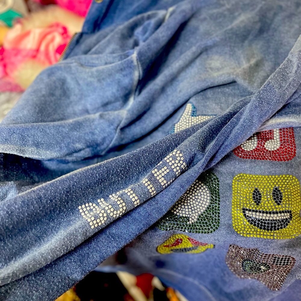 BUTTER SWEATSHIRT